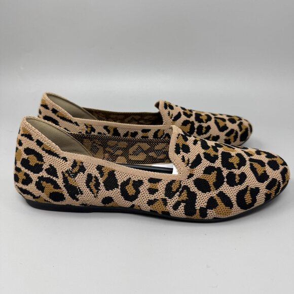 Steve Madden Womens sz 7.5 Leopard Print Sabin Slip On Ballet Flats Shoes New - Picture 1 of 9